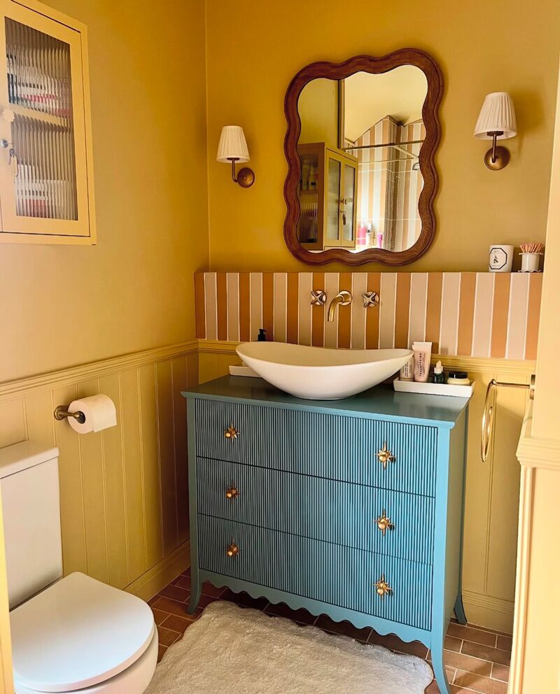 1x Easy fit DIY Beaded wall panel MR (L)1210mm x (W) 606mm x 6mm  (T&G)